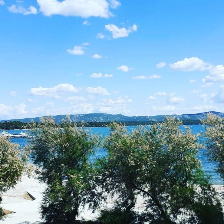 Beach Apartment Ana With Sea View, Balcony, Garden & Bbq, Murter - Dalmatia エクステリア 写真