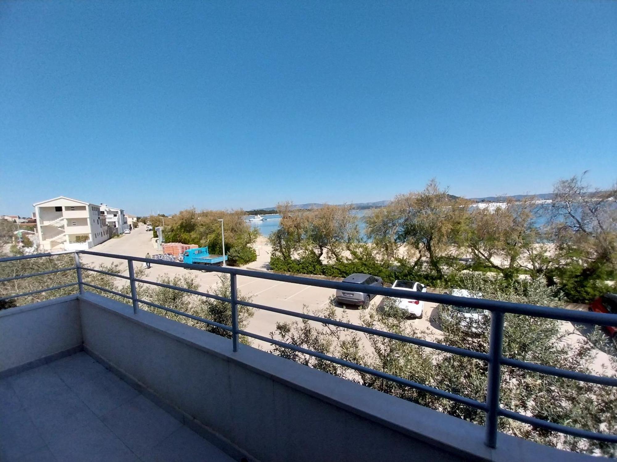 Beach Apartment Ana With Sea View, Balcony, Garden & Bbq, Murter - Dalmatia エクステリア 写真