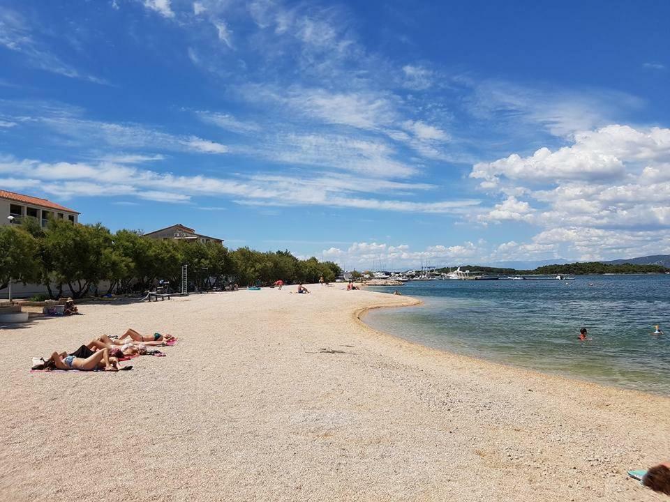 Beach Apartment Ana With Sea View, Balcony, Garden & Bbq, Murter - Dalmatia エクステリア 写真