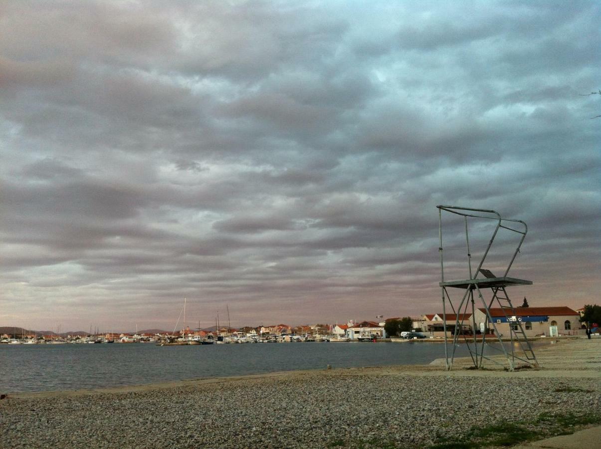 Beach Apartment Ana With Sea View, Balcony, Garden & Bbq, Murter - Dalmatia エクステリア 写真