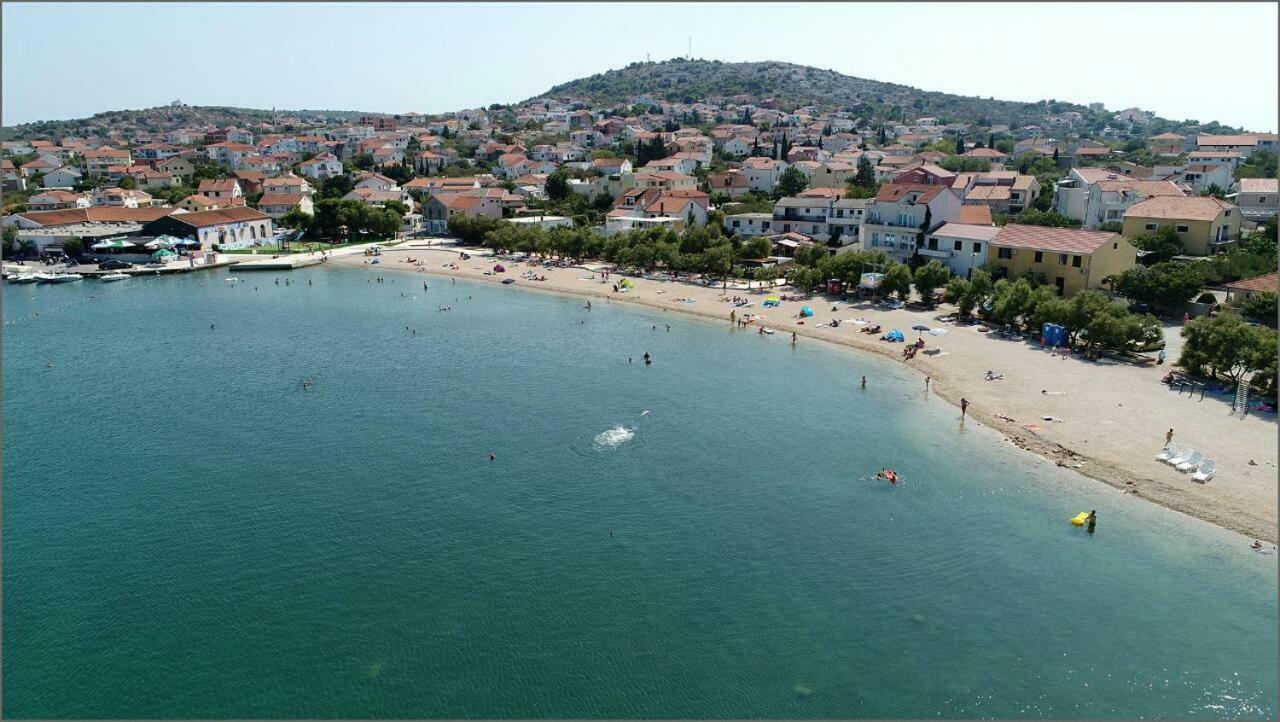 Beach Apartment Ana With Sea View, Balcony, Garden & Bbq, Murter - Dalmatia エクステリア 写真
